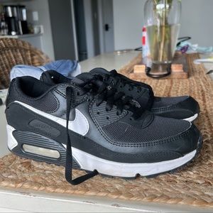 Nike Air Max 90 Womens Size 10